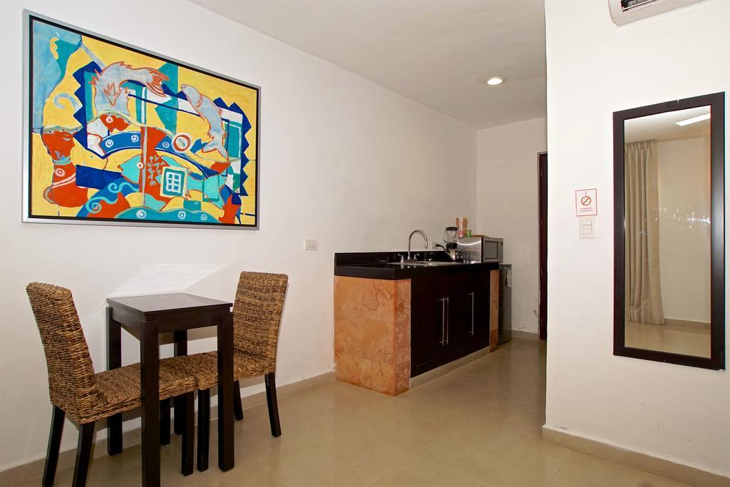 Bambu Suites Playa del Carmen Exterior photo