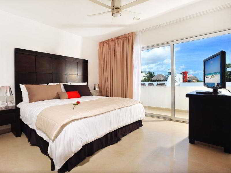 Bambu Suites Playa del Carmen Exterior photo